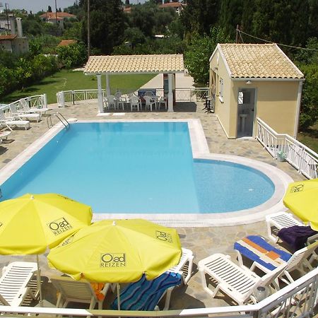 Dimitra Apartments G Гувия Екстериор снимка