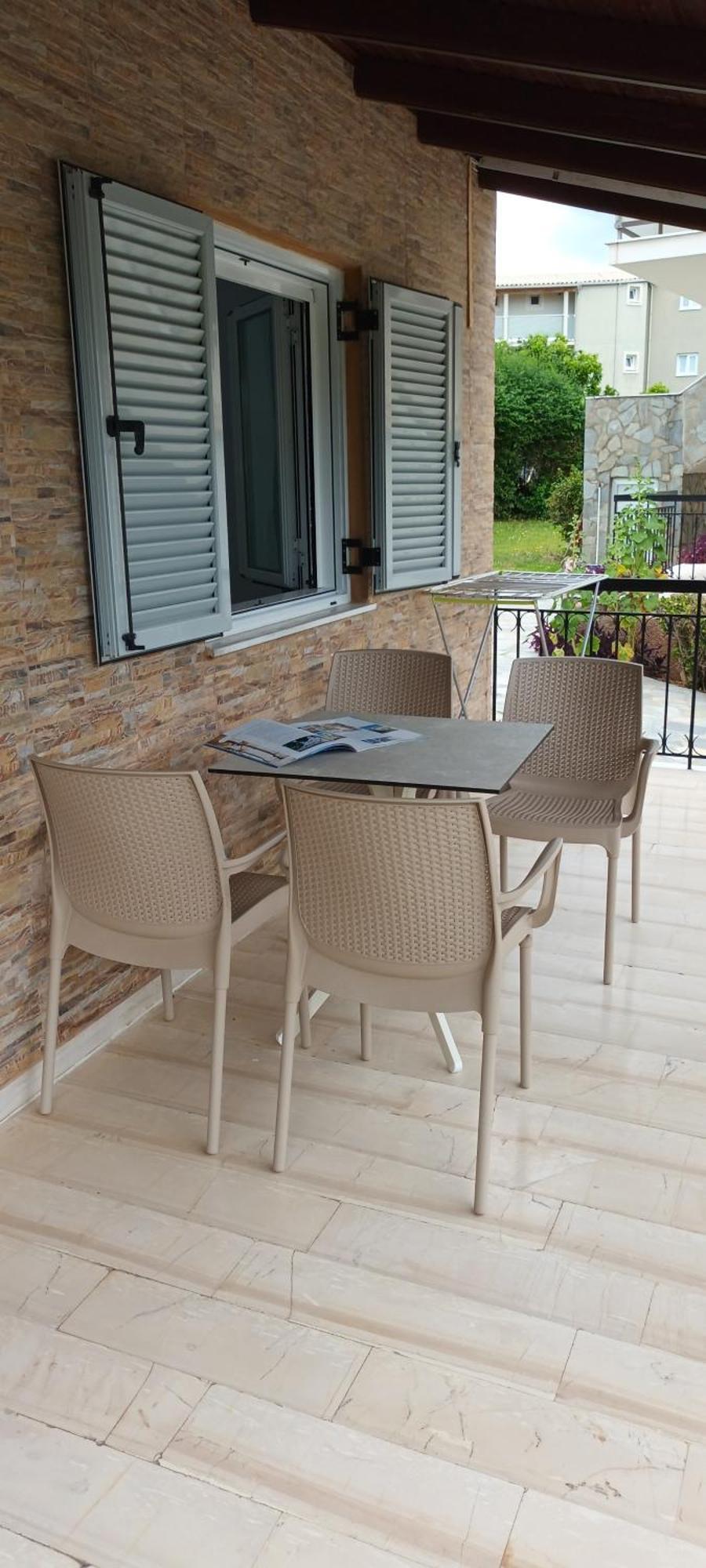 Dimitra Apartments G Гувия Екстериор снимка