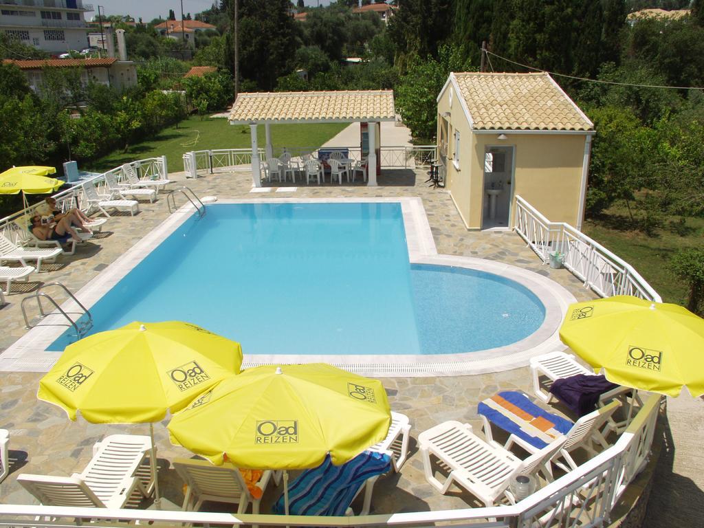 Dimitra Apartments G Гувия Екстериор снимка